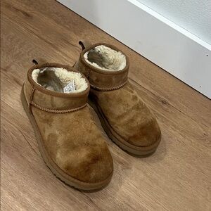 UGG Chestnut Suede mini ultra Boots